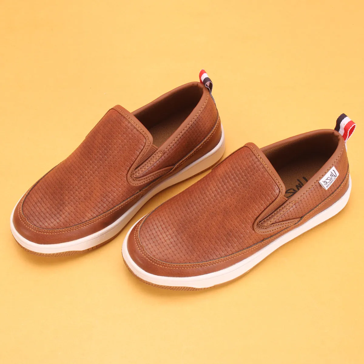 Mens "KALYCA" Slip On Casual Sports Trainers